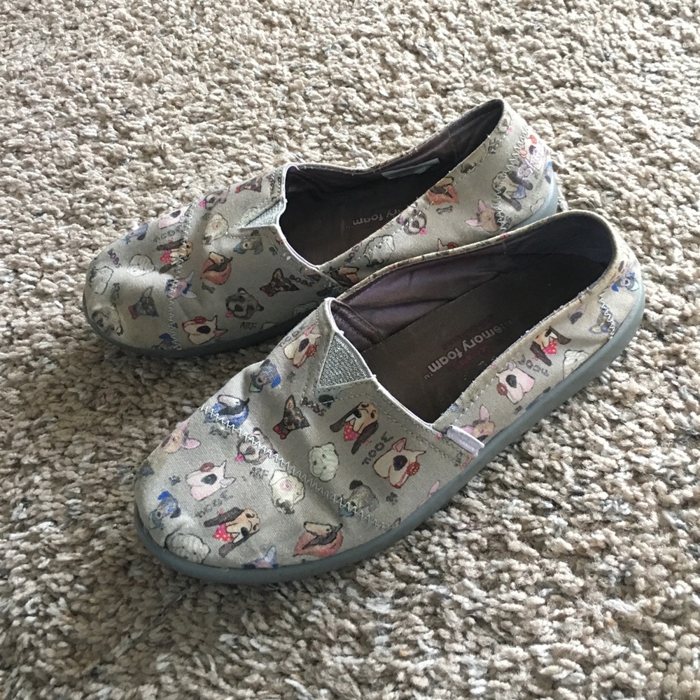 Girls sketchers slip ons